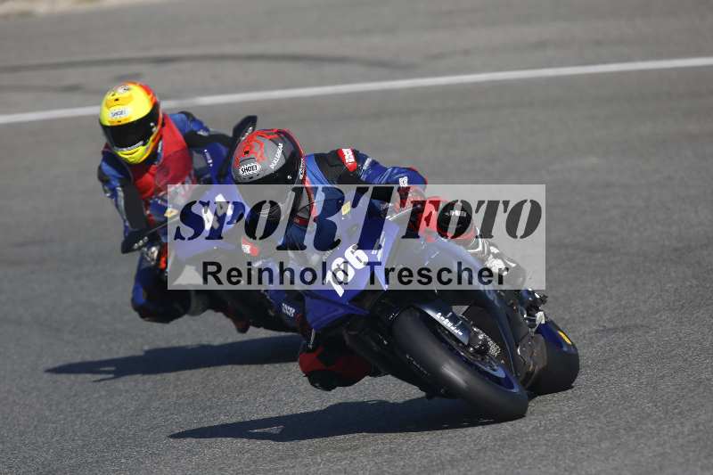 /Archiv-2024/02 29.01.-02.02.2024 Moto Center Thun Jerez/Gruppe gruen-green/44